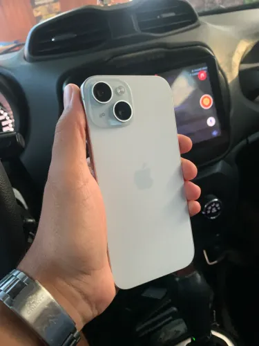 iPhone 15 128gb