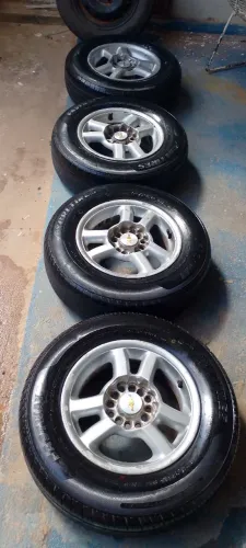 Jogo de Rodas Universal Aro 13"