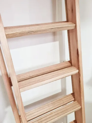 Escadas De Eucalipto Extensivas Vários Tamanhos