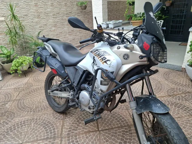 TENERE 250 2016 COMPLETA