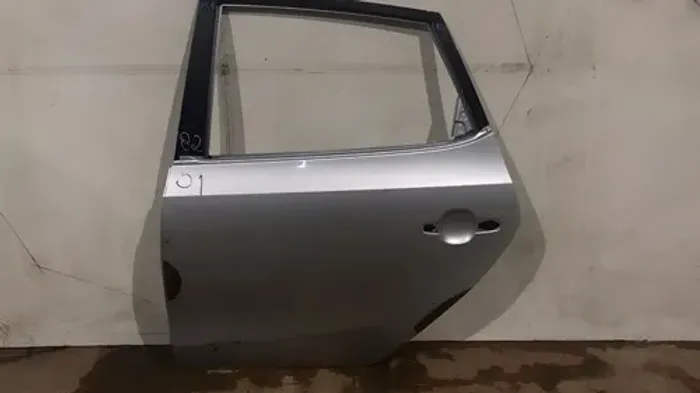 Porta T/e Hyundai I30 2012 Esquerdo Prateado