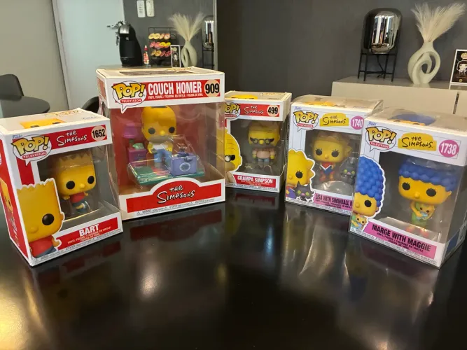 Funko Pop Television - The Simpsons - Couch Homer + Bart + Lisa + Marge + Grampa