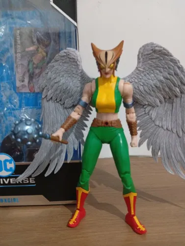 Mulher gavião DC mcfarlane