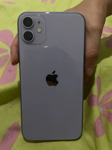 iPhone 11