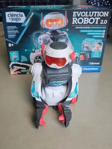 Robô programável controlado pelo celular