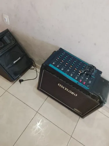 Equipamentos músicas