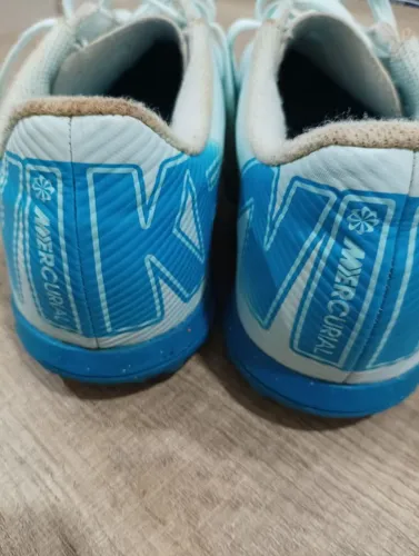 Chuteira Society Nike Mercurial nr. 39, original, pouco uso, excelente estado