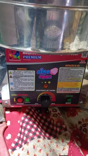 Máquina de fazer algodão doce