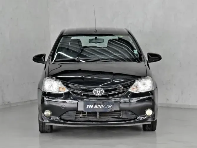 Toyota Etios XS 1.5 Flex 16V 5P Mec. 2014