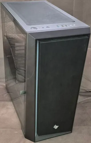 Gabinete Gamer Pichau Dragoon R LED RGB (BOTÃO LIGAR COM PROBLEMA). Lateral em Vidro Temp.
