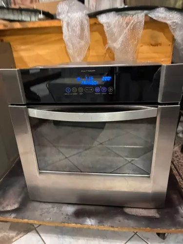 Forno Electrolux Blue Touch em inox espelhado 220v