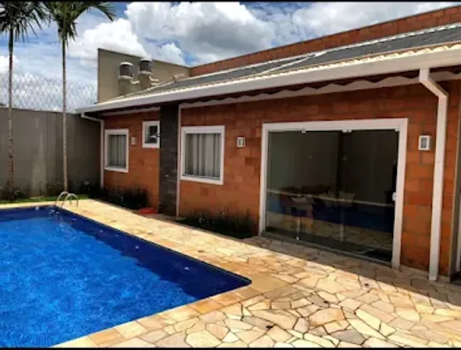 Casa com Piscina e área Gourmet - Dumont/SP