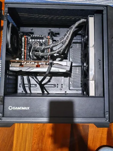 Pc novo Xeon E5 2650 v4, 2x16gb, RX 7600+monitor G3 27"