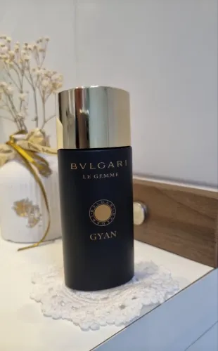 Perfume Bvlgari le gemme gyan