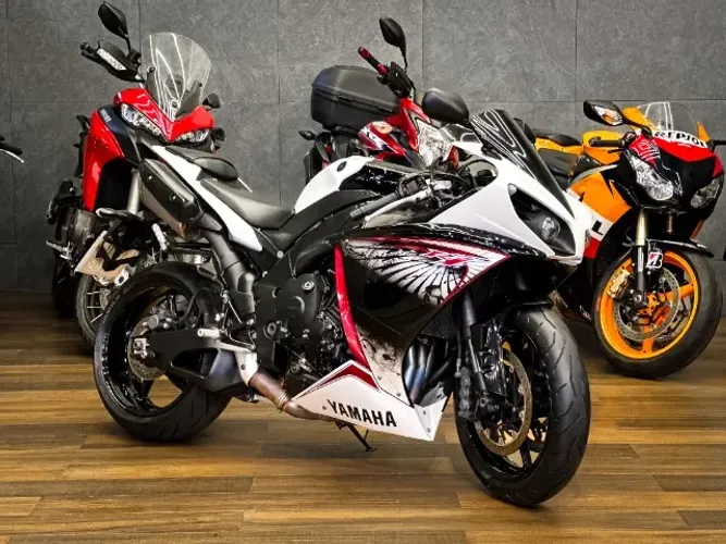YAMAHA YZF-R1 2012/2013