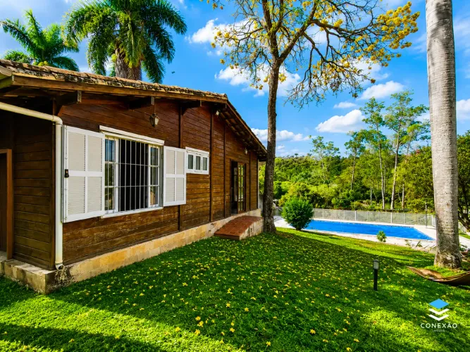 CASA ESTILO SITIO PARA MORADIA COM 2 CASAS, PISCINA E 2.000 m² PAMPULHA
