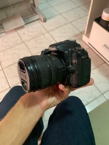Nikon D80 DSLR com lente - Não testada - ACEITO OFERTAS.