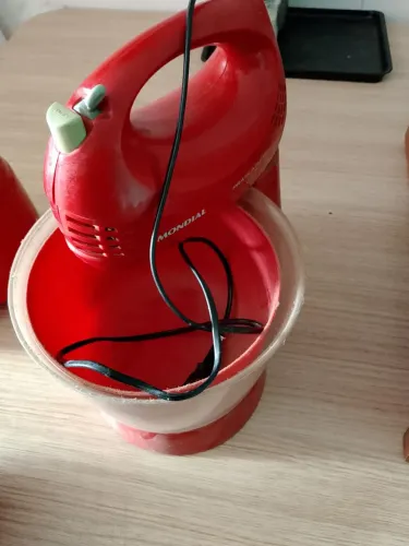 Liquidificador batedeira e sanduícheira