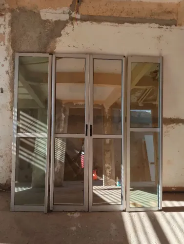 Porta de correr de aluminio
