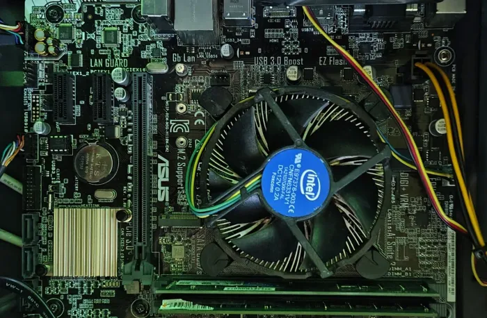Placa mãe com processador 7 geração - i5 7500 3.4 GHz