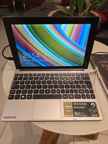 Notebook tablet  Positivo 