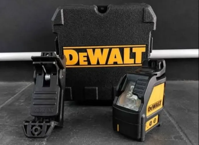 LASER DEWALT KIT MALETA