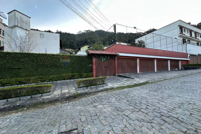 Casa de Condomínio - Alugar - Teresópolis, Rio de Janeiro