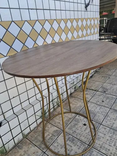 Vendo mesa linda.