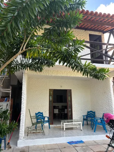 Casa de Vila para venda com 92 metros quadrados em Carapibus - Conde - Paraíba
