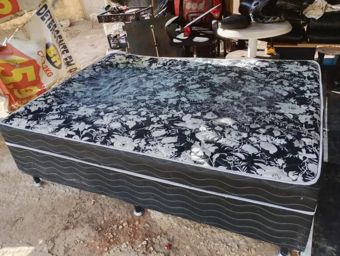 Vende se cama casal box