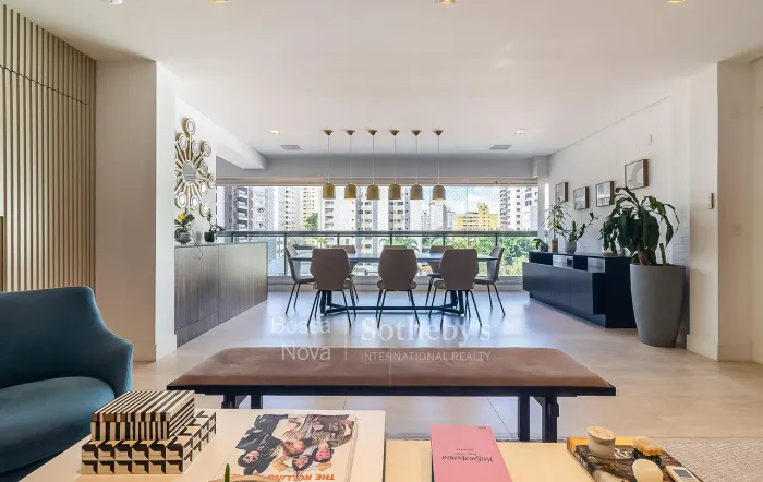 Apartamento com varanda gourmet integrada e acabamentos contemporâneos