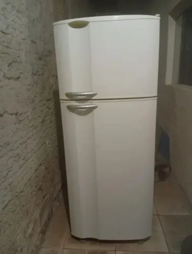 Geladeira Electrolux e Freezer DC49A