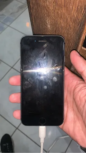 Vendo iPhone 8 todo original!!