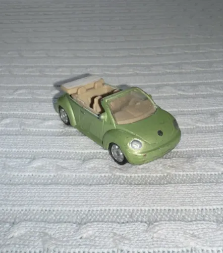 carrinho Maisto Volkswagen New Beetle Convertible