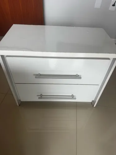 2 criado mudo