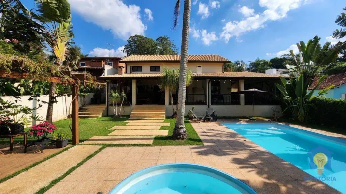Casa à venda no condomínio Dom Henrique II B