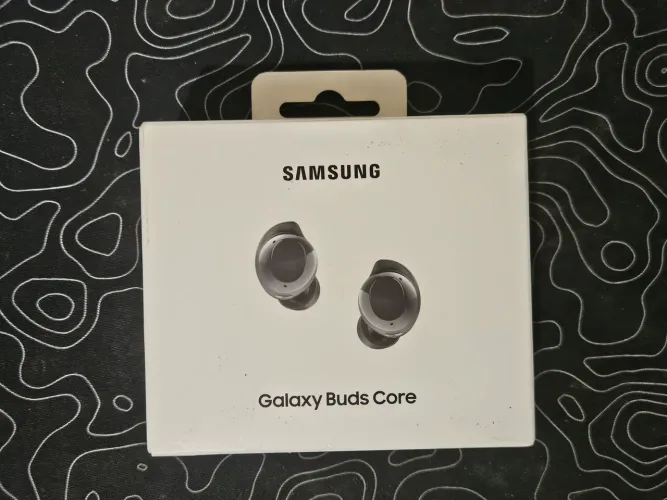 Galaxy buds core NOVO COM GARANTIA.
