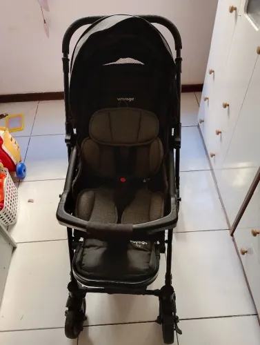 Vendo Carrinho de Bebê