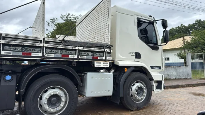 Volvo VM 360 8x2 bitruck