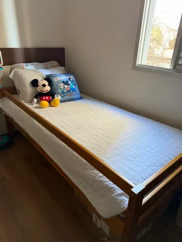 Cama solteiro/Sofa cama + colchão NOVINHOS