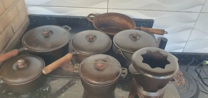 Jogo Panela de Ferro Antiga