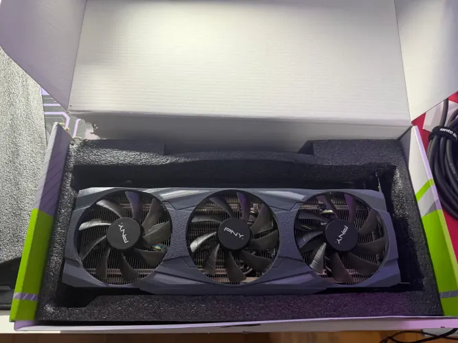 RTX 3070 ti - PNY - Triple Fan - 8GB