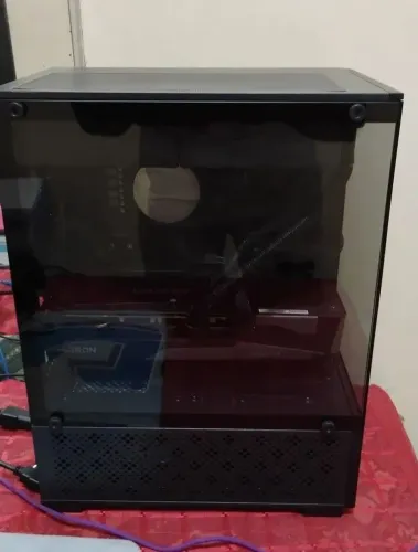 PC GAMER AM5 RYZEN 5 8600G + RX 7600 + 16 GB RAM