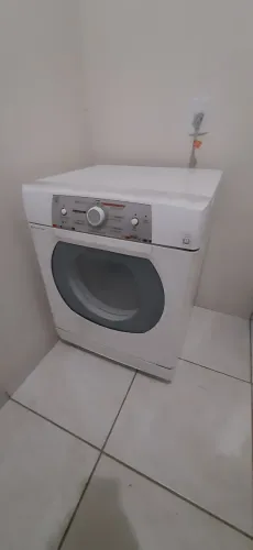 Secadora de roupas Brastemp 