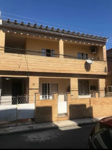 Casa à venda no Vista Alegre (RJ) Condomínio Bairrinho - 4 Quartos, 170 m², Frente