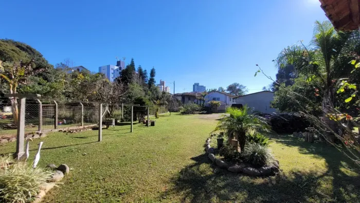 Ampa Área em Via Principal da Cidade de São Bento do Sul / 4.661m²