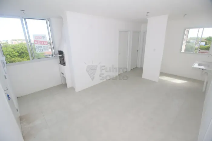 Apartamento com Churrasqueira e Ótima Posição Solar no Solar Pinheiros - Fragata, Pelotas