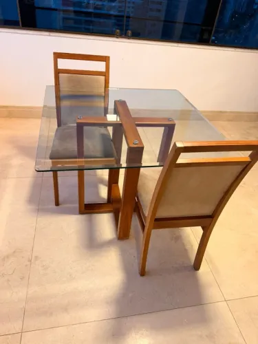 Conjunto Mesa de Jantar Vidro + 2 Cadeiras - Ótimo Estado