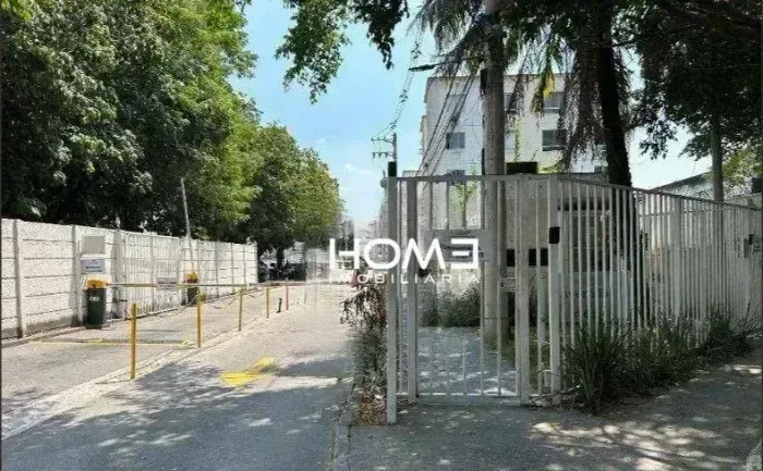 Apartamento com 2 dormitórios à venda, 42 m² por R$ 98.000,00 - Bonsucesso - Rio de Janeir