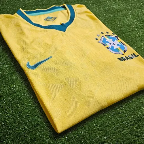 Camisa do Brasil Jogador Copa do Mundo I Amarelo 2026/27